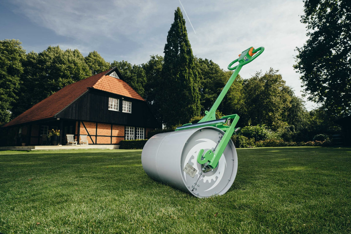 Batteridriven gräsmattevält GreenROLLER