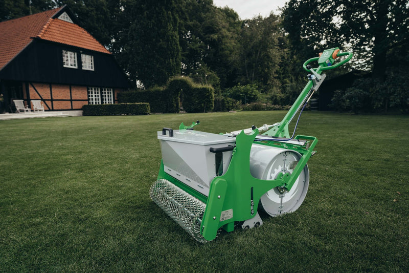 Batteridriven gräskultivator GreenBUILDER